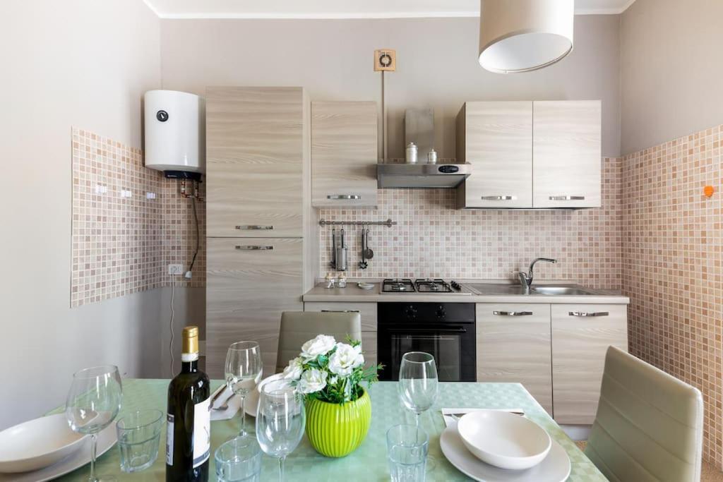 “Casa Moderna Con Parcheggio Privato” Apartment Imola Exterior photo