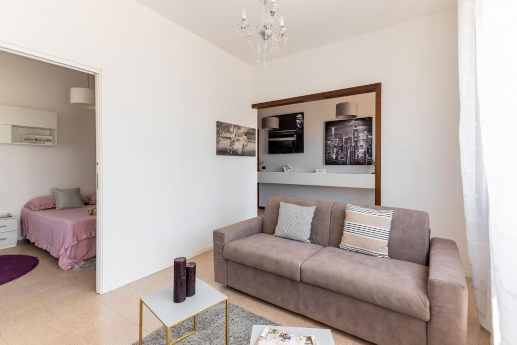 “Casa Moderna Con Parcheggio Privato” Apartment Imola Exterior photo